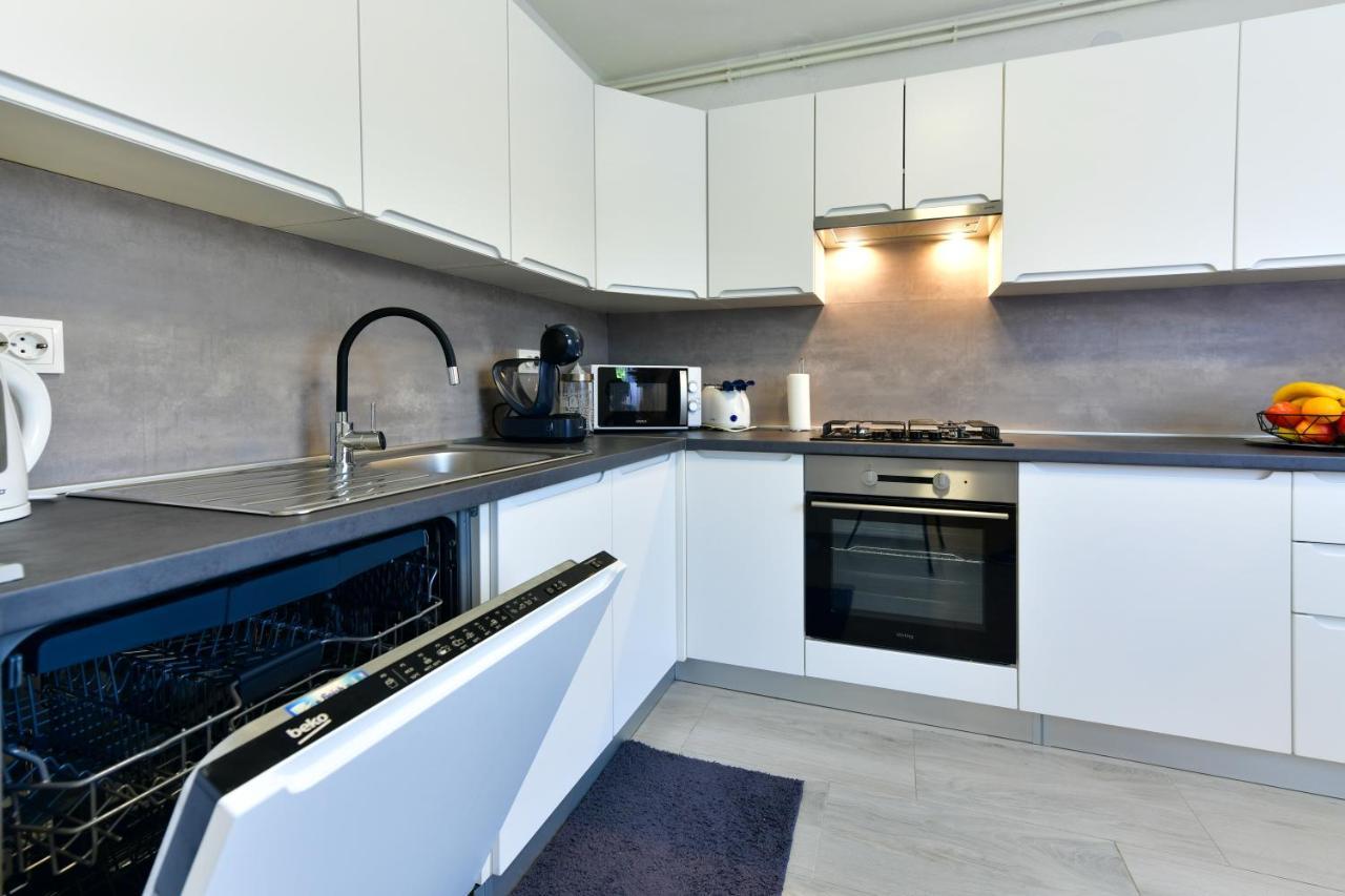 Apartman Plum Plitvice Drežnik Grad Kültér fotó