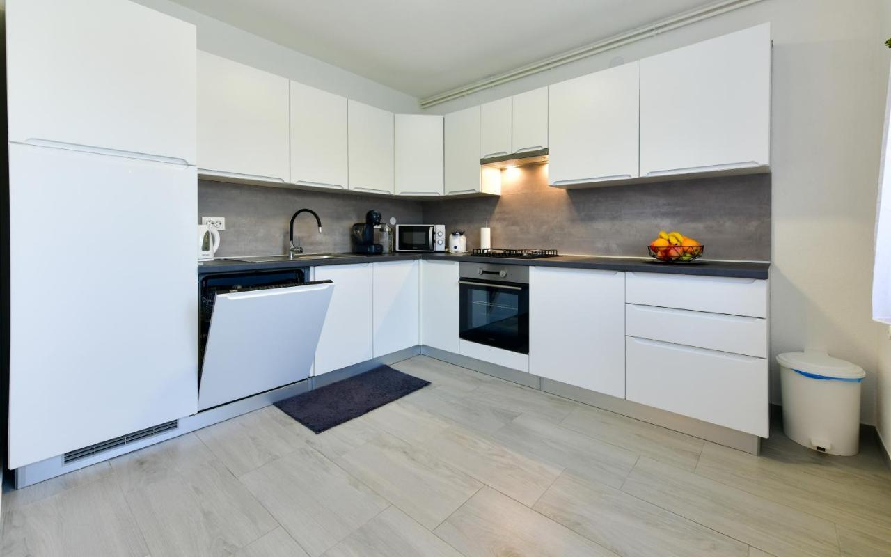 Apartman Plum Plitvice Drežnik Grad Kültér fotó